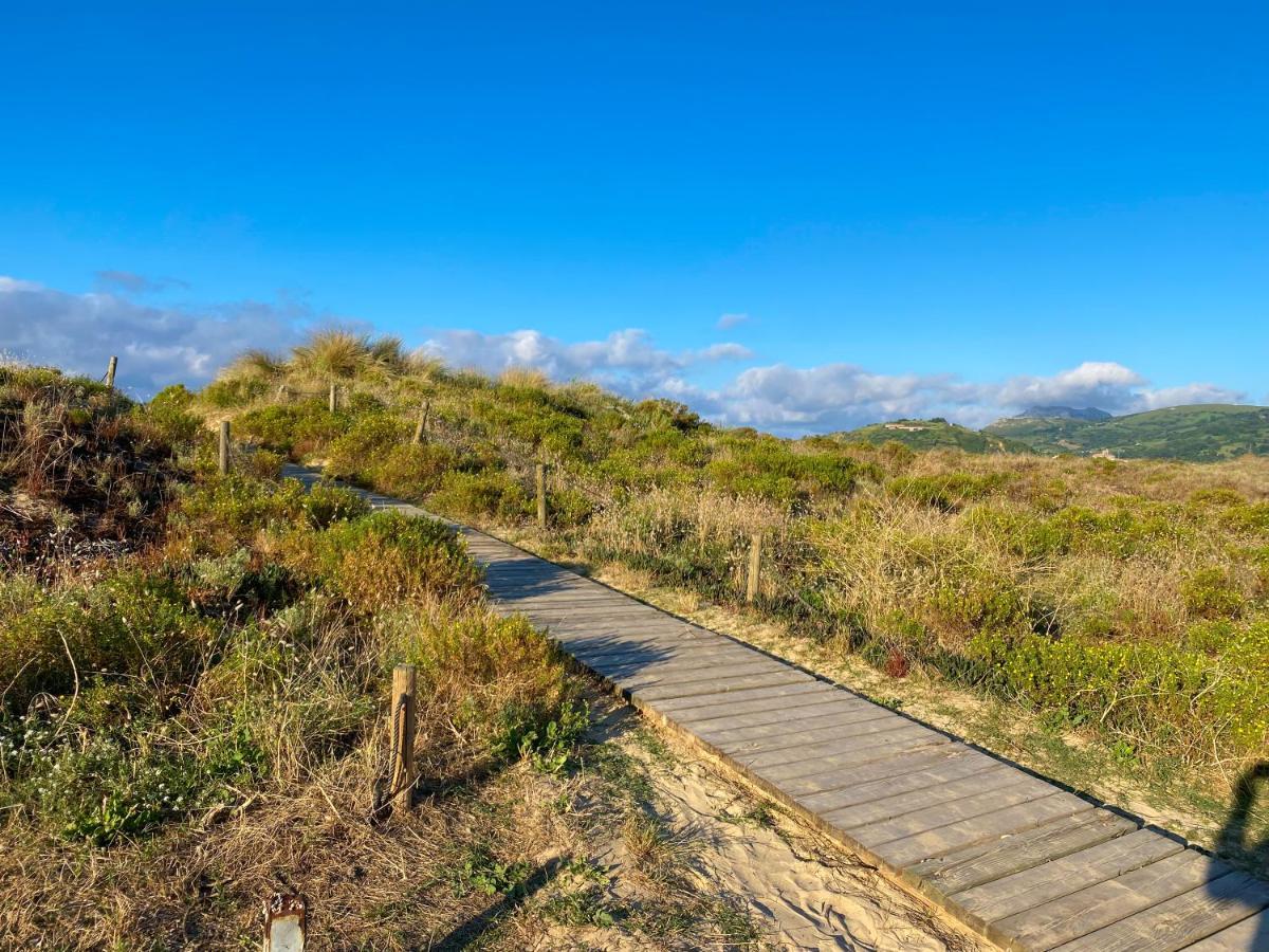 Piso Primera Linea De Playa Laredo Buitenkant foto